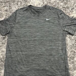 Nike Gray Short Sleeve Performance Tee
